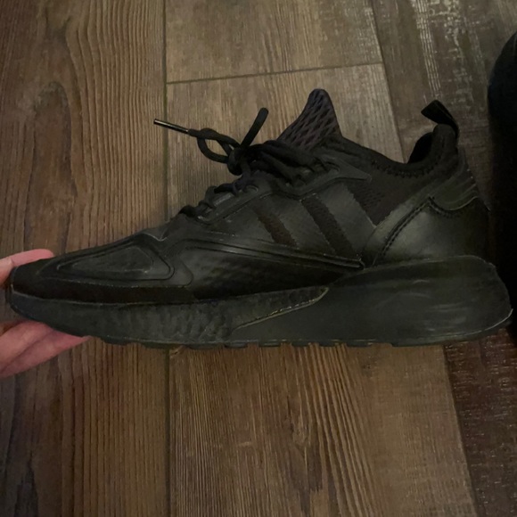 Adidas - Picture 3 of 8